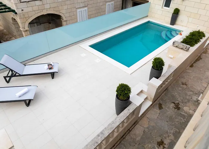 Insula Apartment With Private Pool