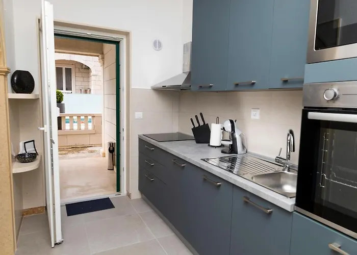 Insula Apartment With Private Pool 公寓