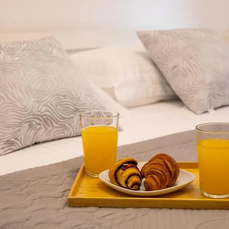 Insula Apartment With Private Pool Апартаменты *